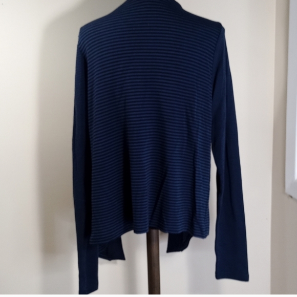 100% Merino Wool Striped Blue and Black cardigan - Picture 5 of 7